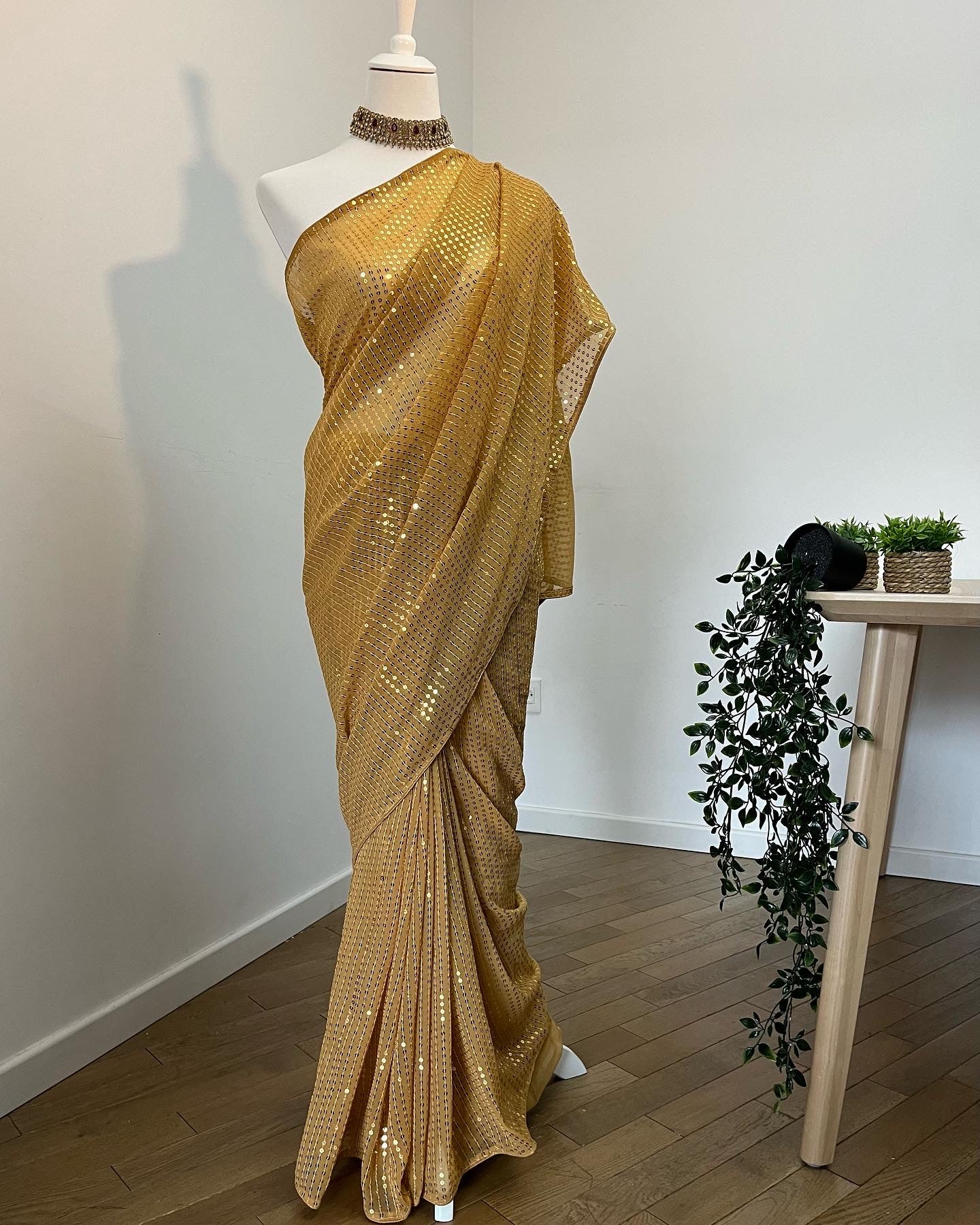 Saree Tanjida