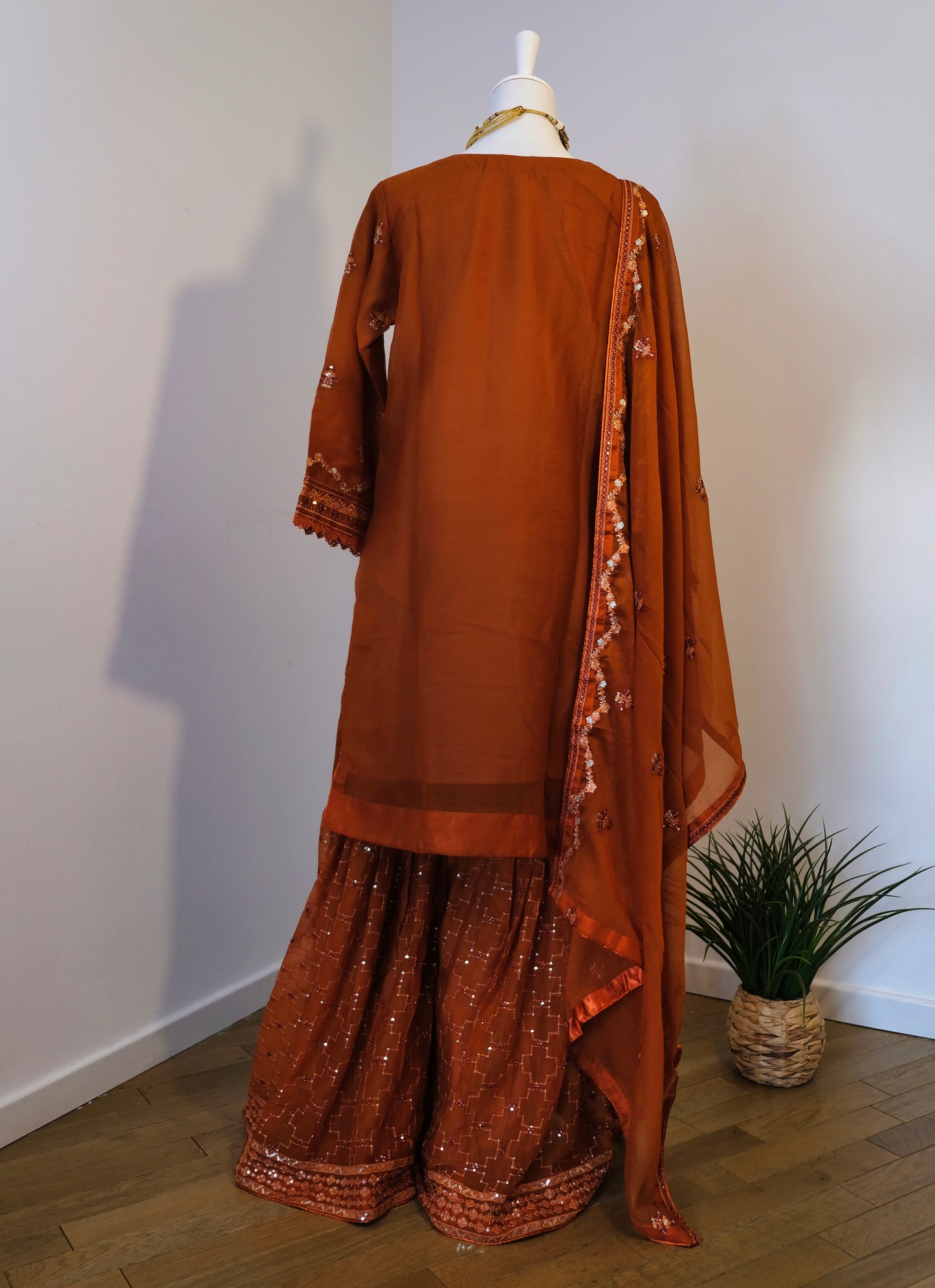 Salwar Kameez Jannat