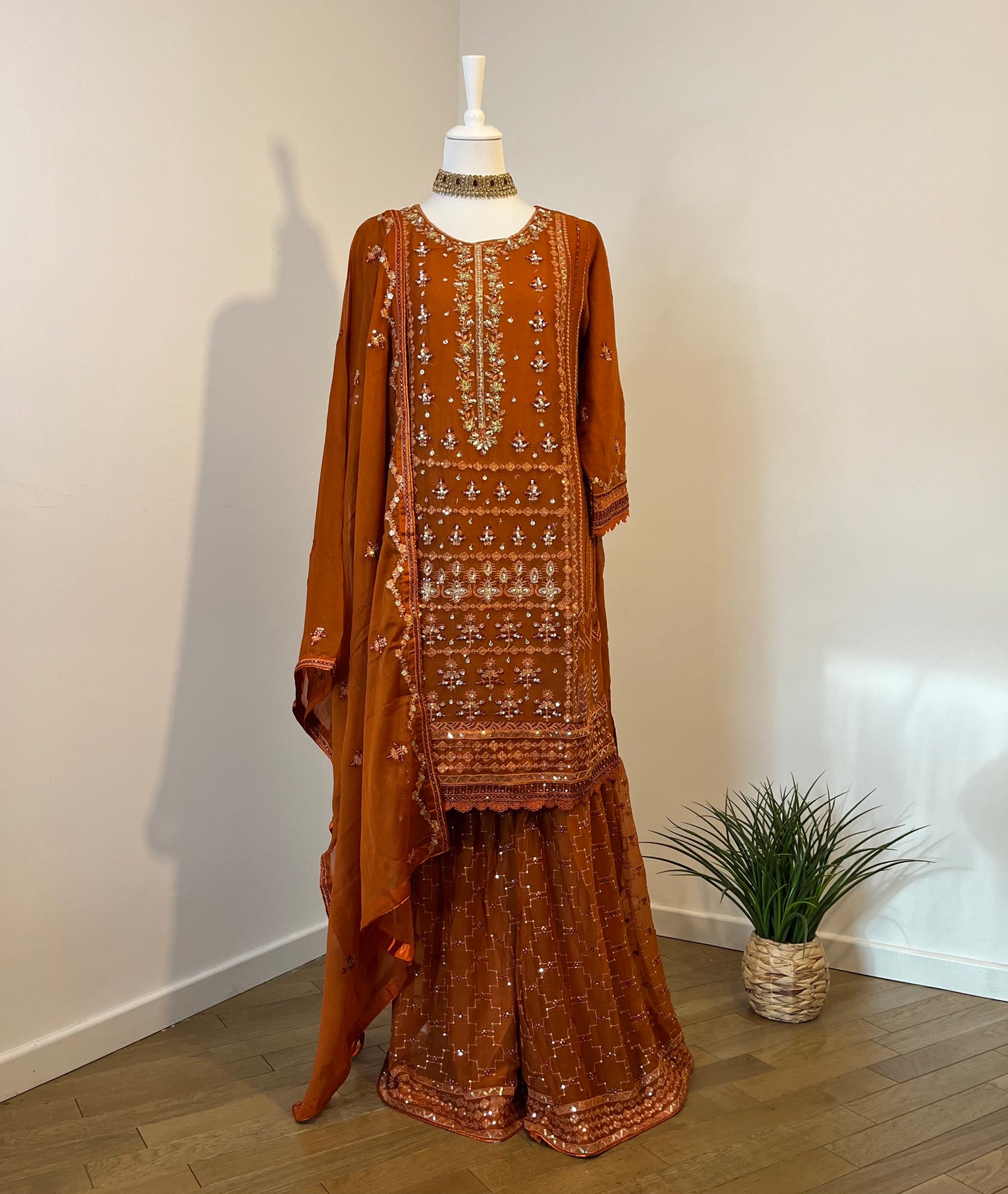 Salwar Kameez Jannat