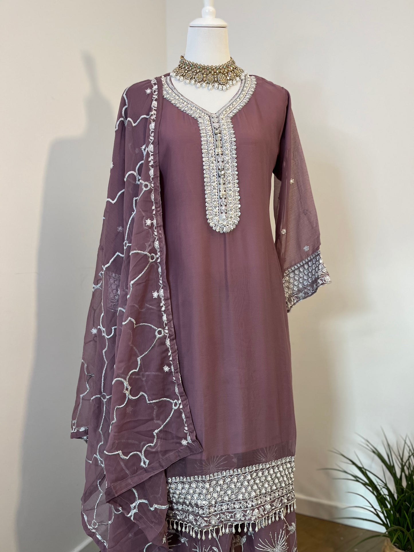 Salwar Kameez Sana